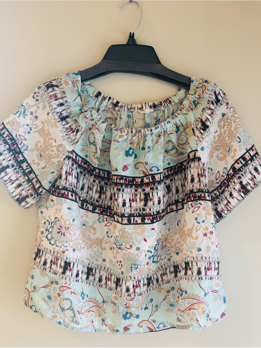 Easel Boho Off-the-Shoulder Blouse - S